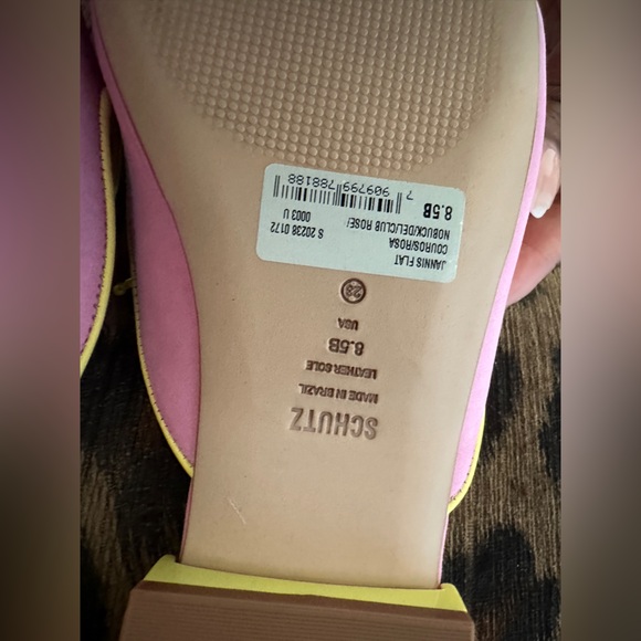 NWT Schutz Jannis Flat Pink Open Toe Slip On Embellished Tassel Sandals SZ 38.5 - Picture 5 of 7